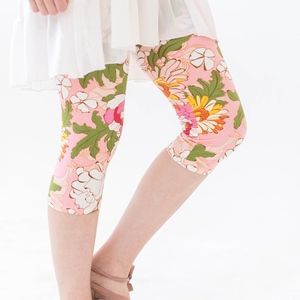 Pink floral capri leggings